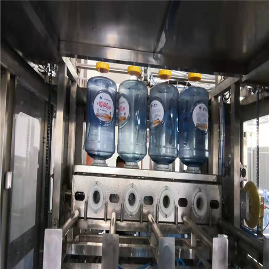 黔西南矿泉水自动生产线的设备构成与行业应用